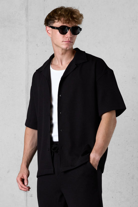 BLACK RUFFLES SHIRT